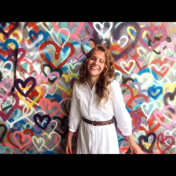 Meet your Posher, Allison - Picture 1 of 1